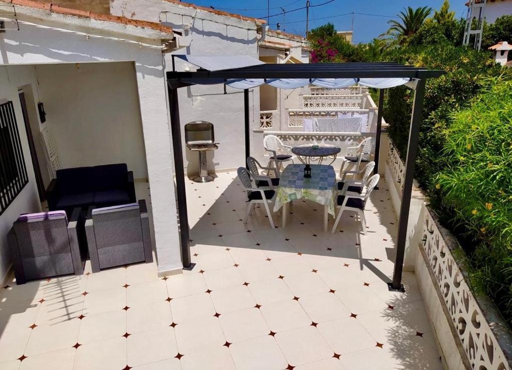 Вилла Adosado De 140M2 Con Terraza A 50 M De La Playa Дения Экстерьер фото