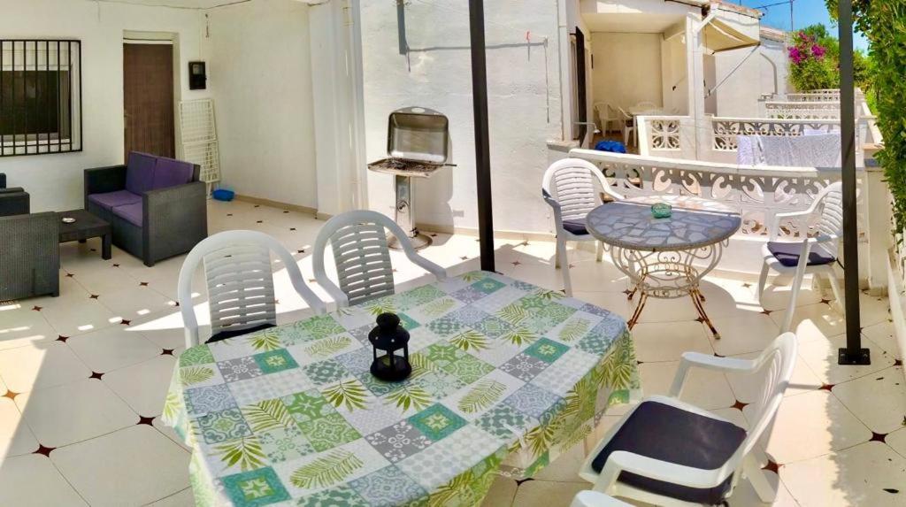 Вилла Adosado De 140M2 Con Terraza A 50 M De La Playa Дения Экстерьер фото
